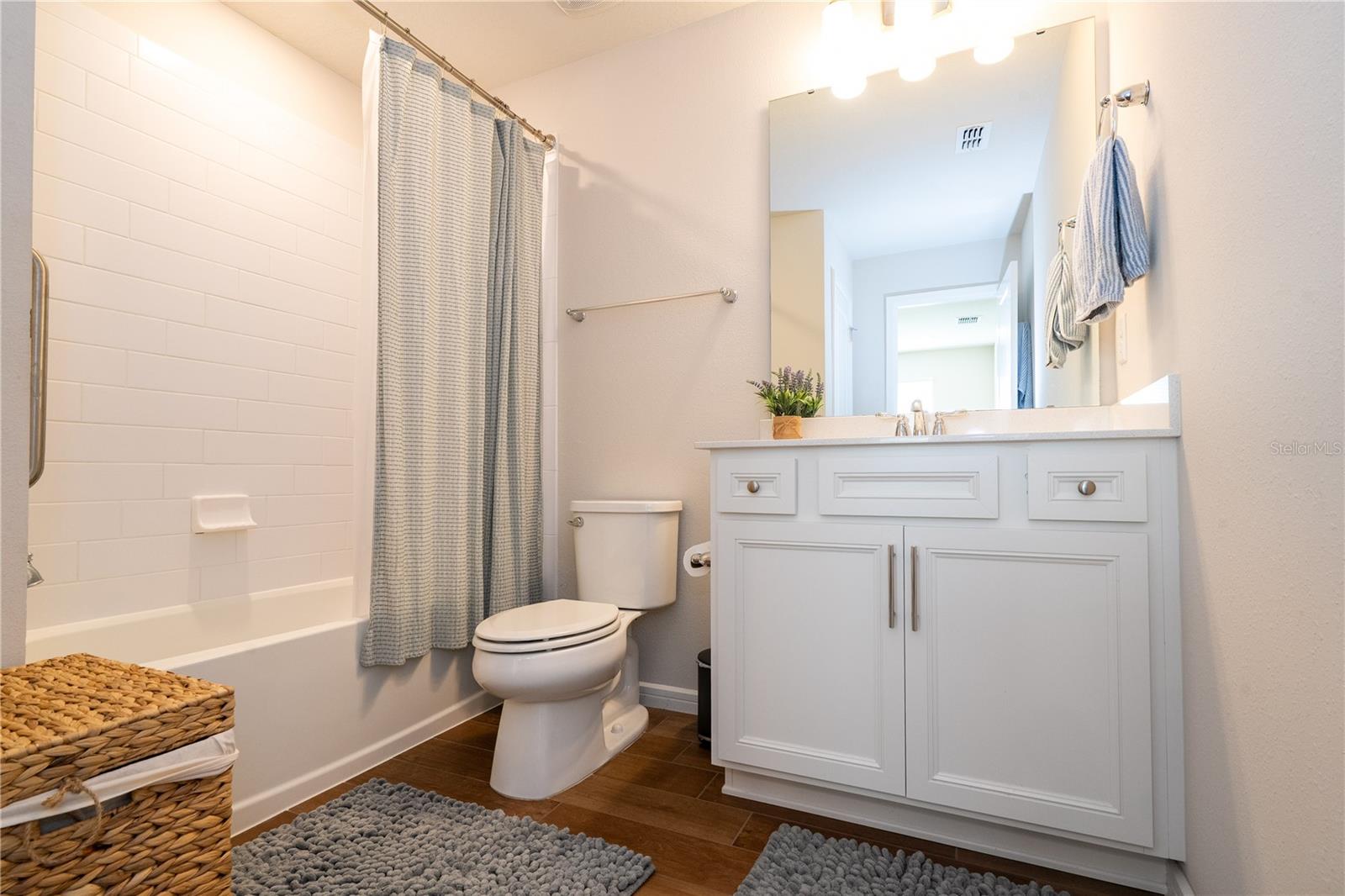 ISLES OF LAKE NONA - Residential