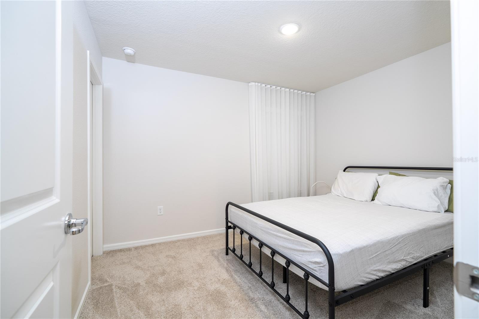 ISLES OF LAKE NONA - Residential