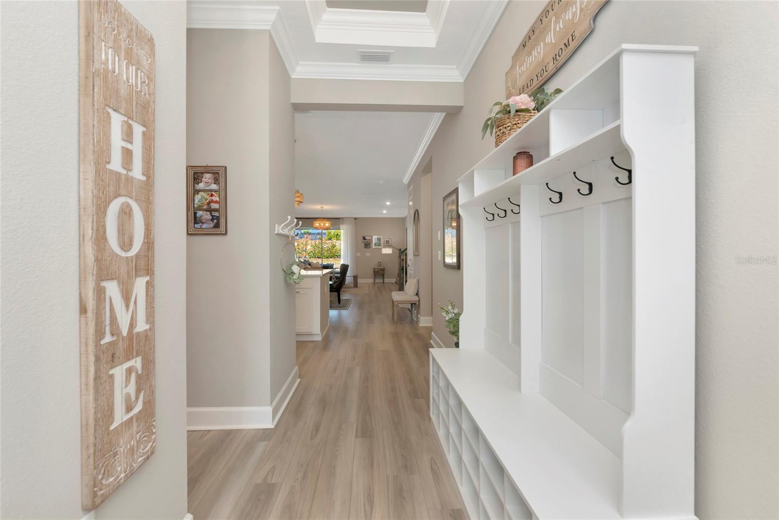 8516 GOLDEN DAWN COURT