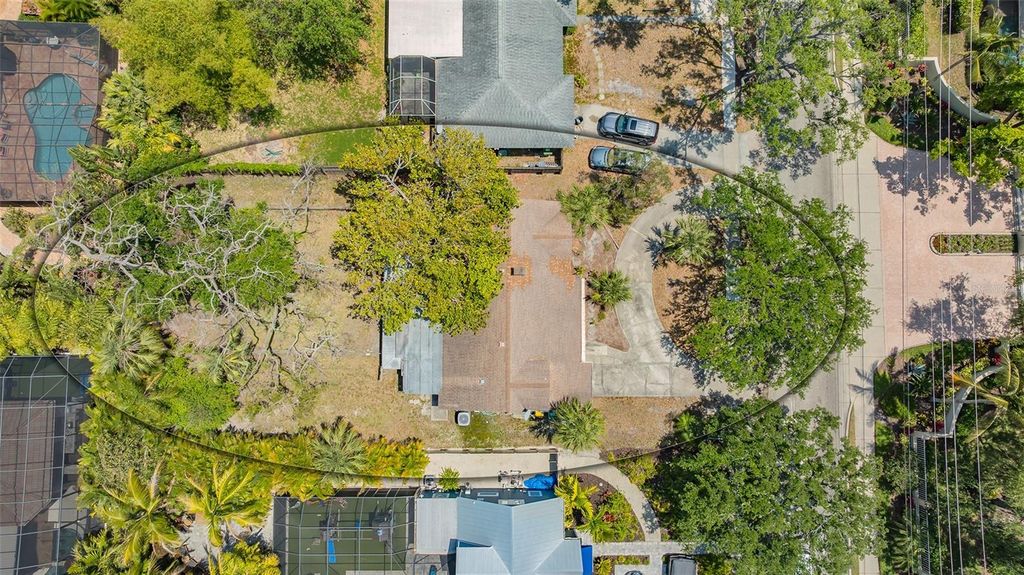 Photo of 1931 Bahia Vista Street, Sarasota, FL 34239 (MLS # A4674704)