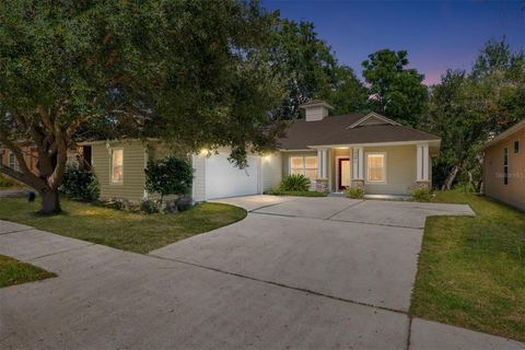 Photo of 8940 SW 76th Avenue, Gainesville, FL 32608 (MLS # GC534675)