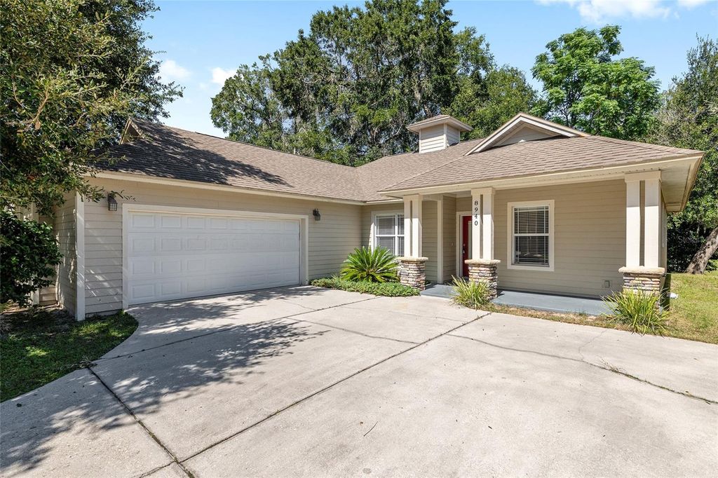 Photo of 8940 SW 76th Avenue, Gainesville, FL 32608 (MLS # GC534675)