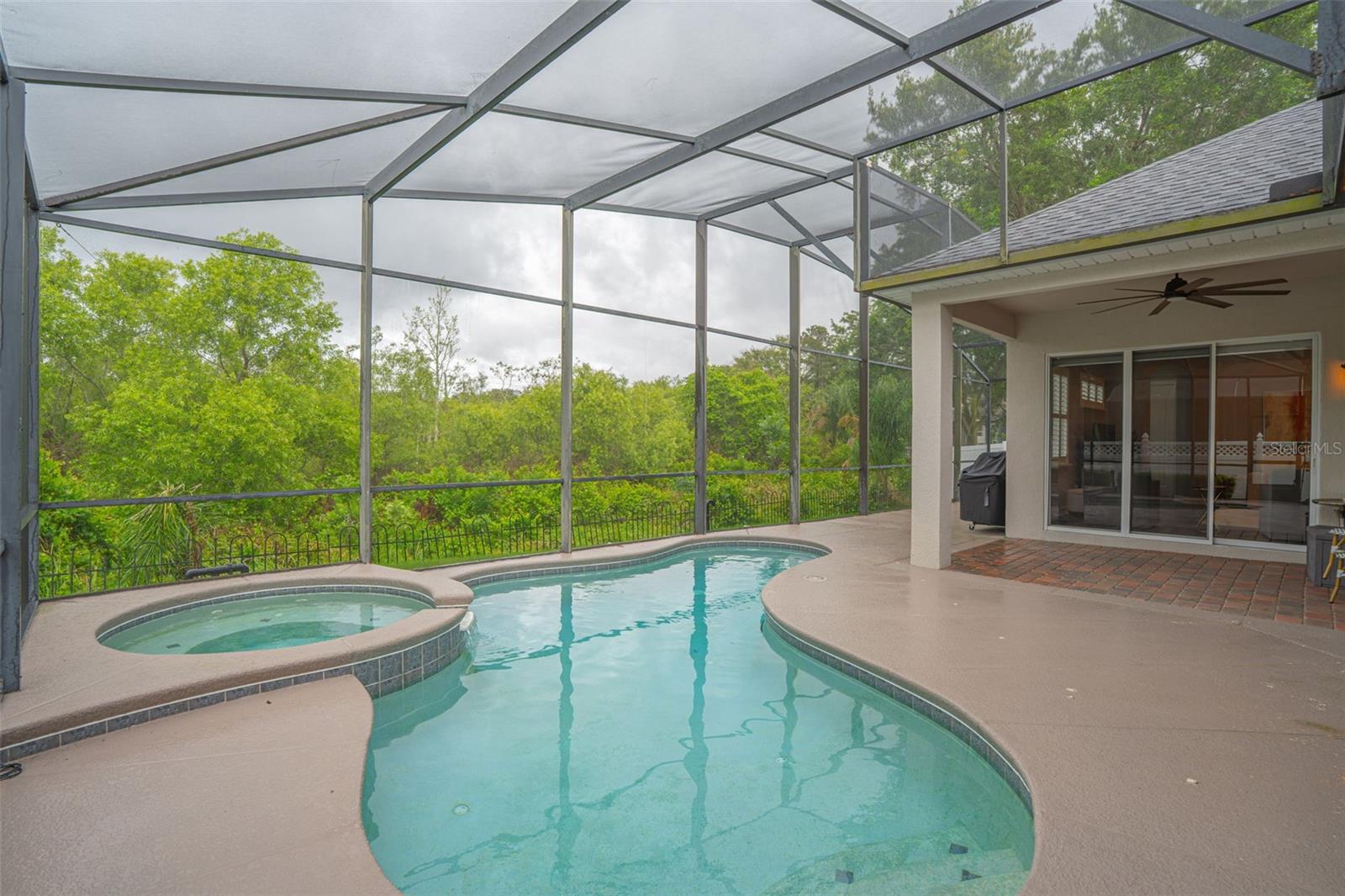 BUCKINGHAM ESTATES - Residential