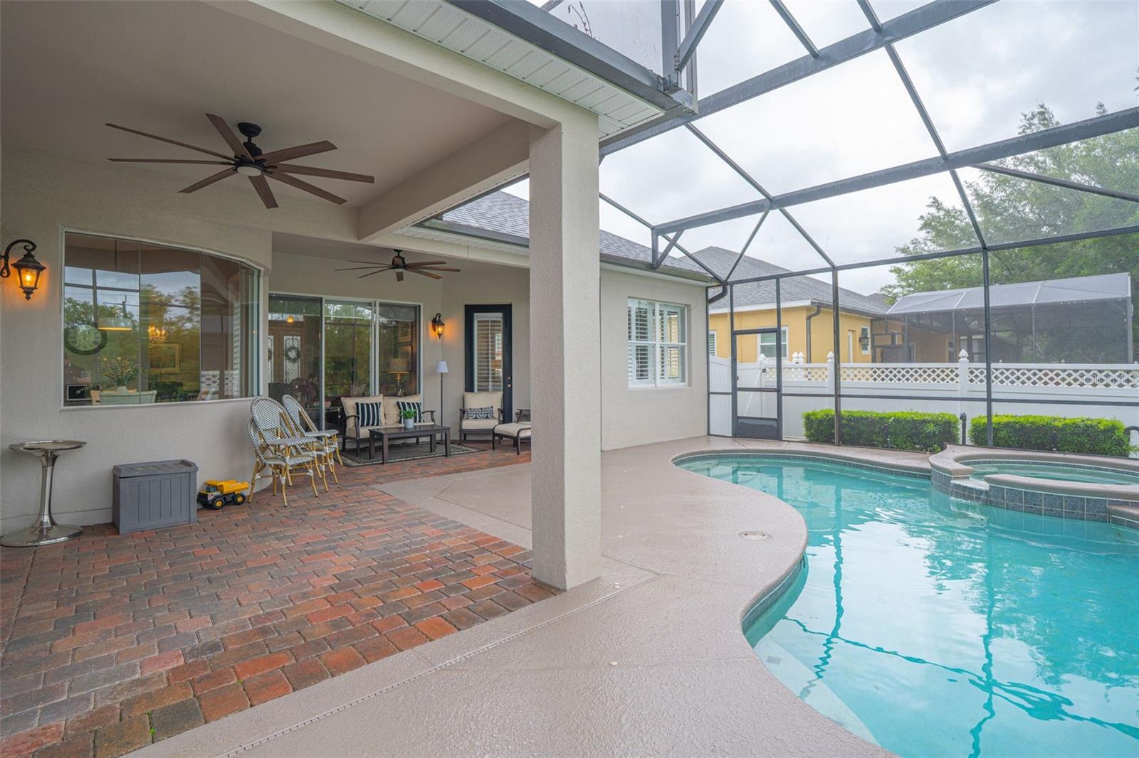 BUCKINGHAM ESTATES - Residential