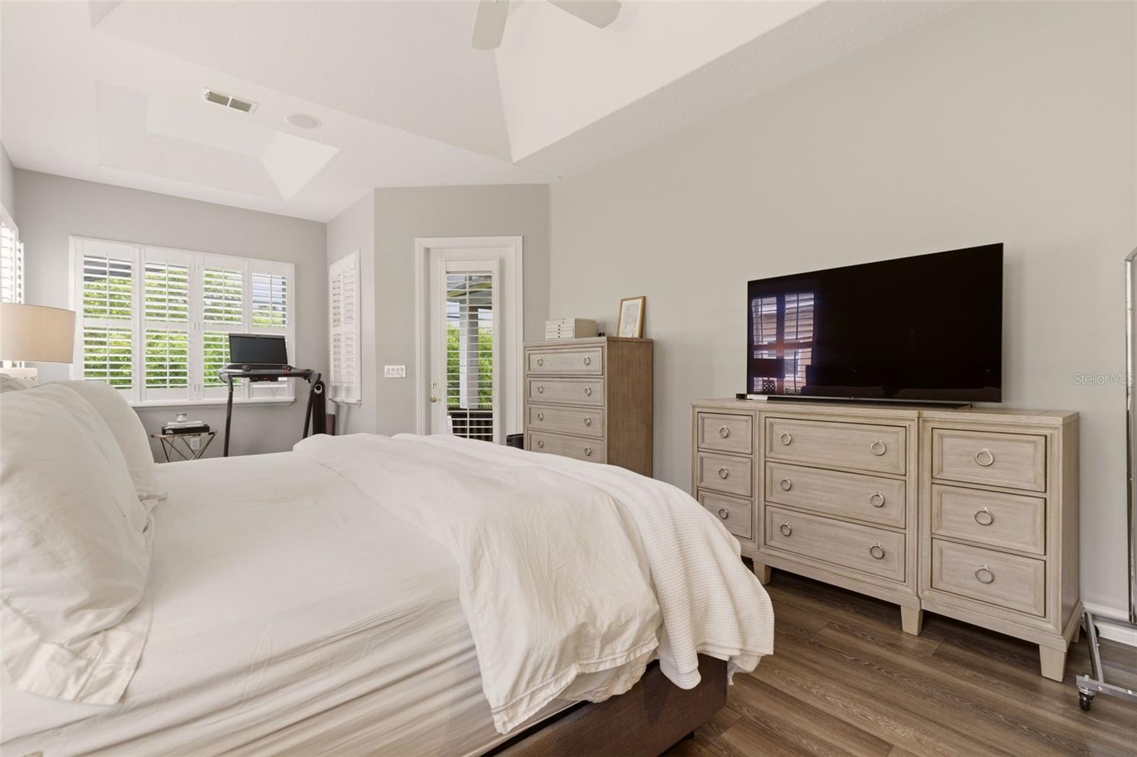 BUCKINGHAM ESTATES - Residential