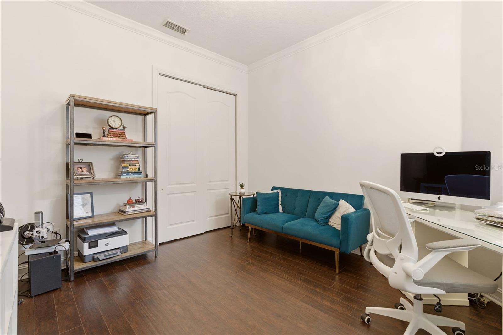 BUCKINGHAM ESTATES - Residential