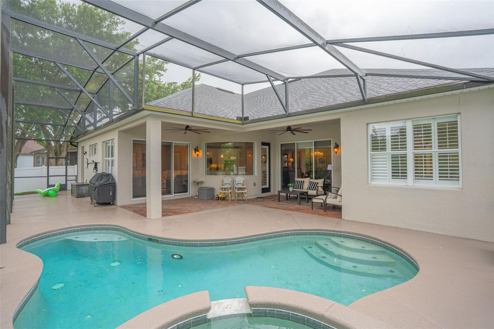 BUCKINGHAM ESTATES - Residential