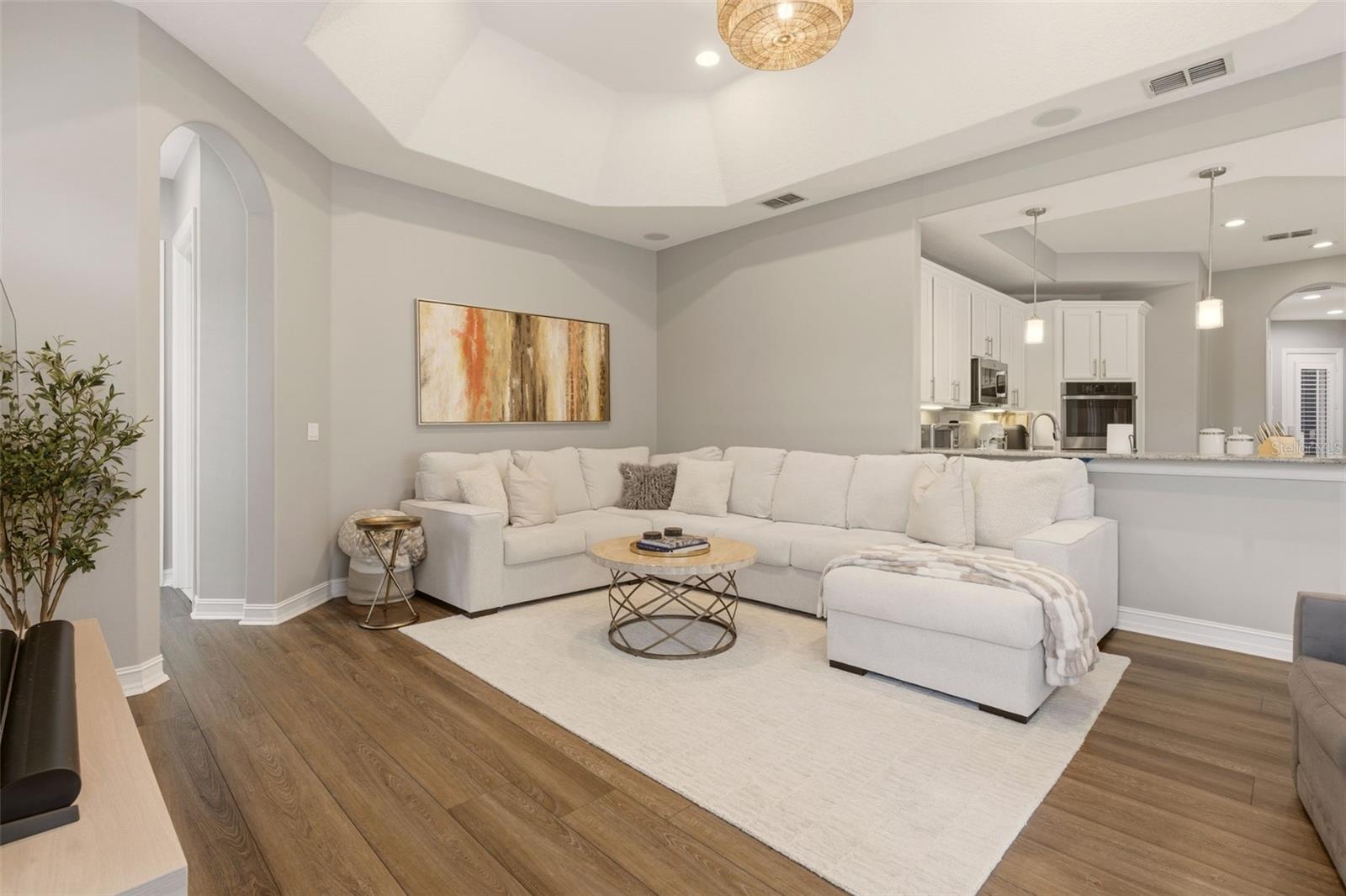 BUCKINGHAM ESTATES - Residential