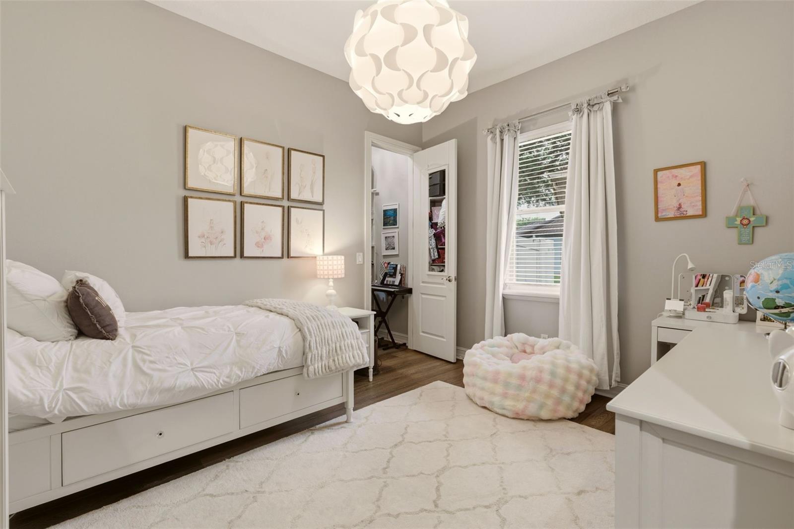 BUCKINGHAM ESTATES - Residential