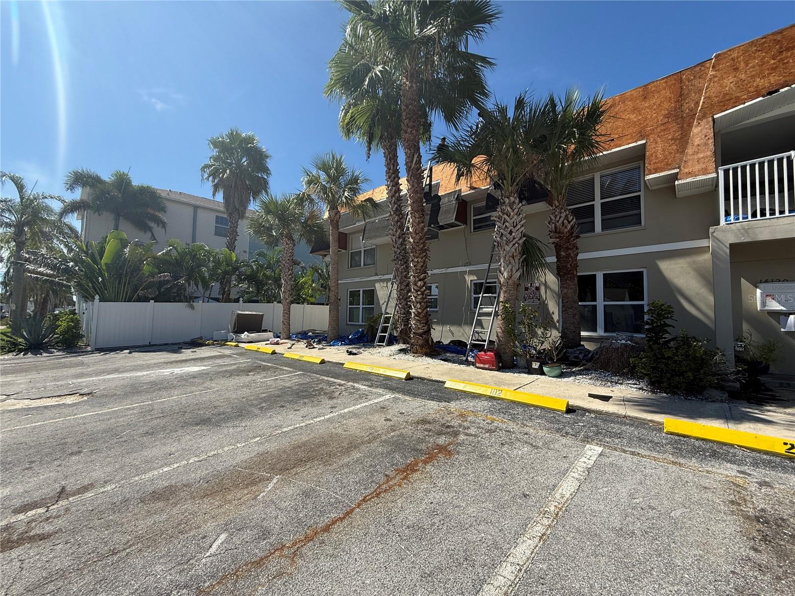 GULF SHORES SUB - Residential Lease