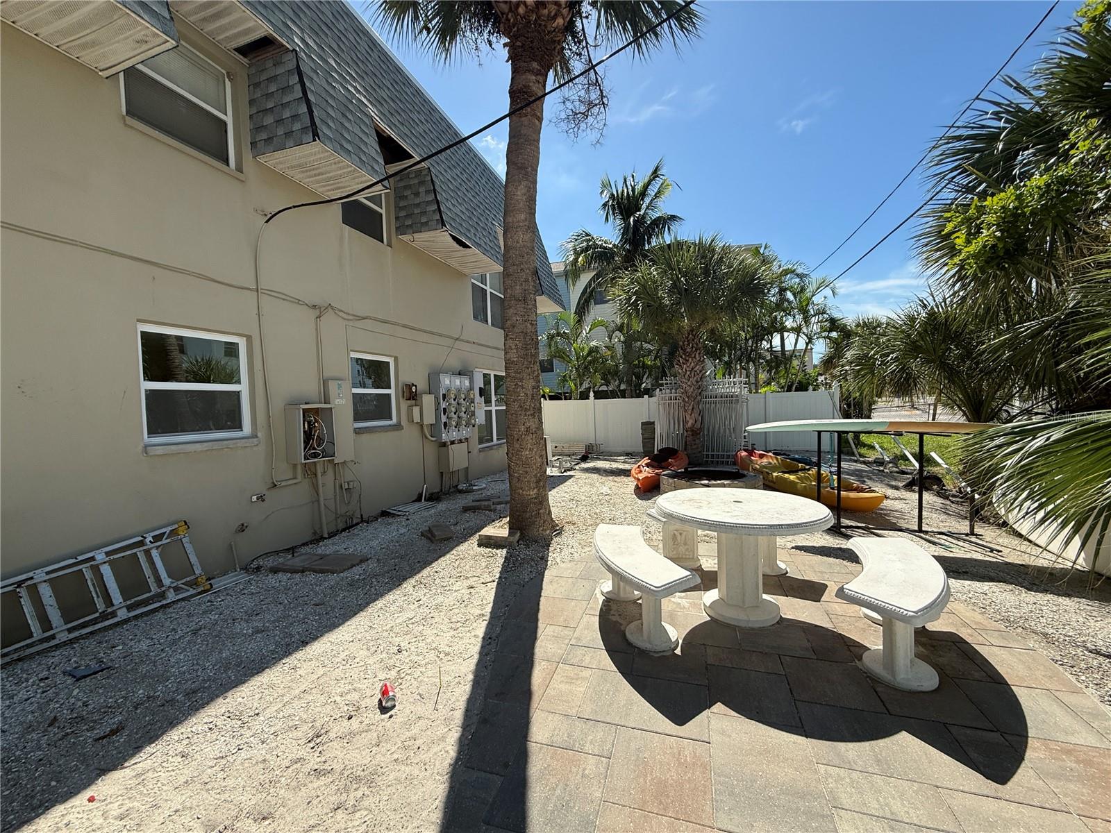 GULF SHORES SUB - Residential Lease