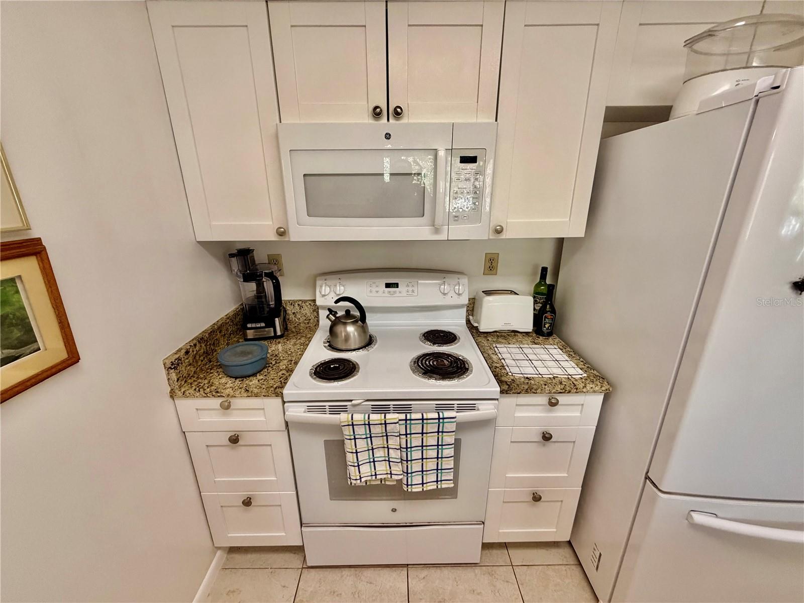 ANCHORAGE OF TARPON LAKE UNIT ONE THE - Residential