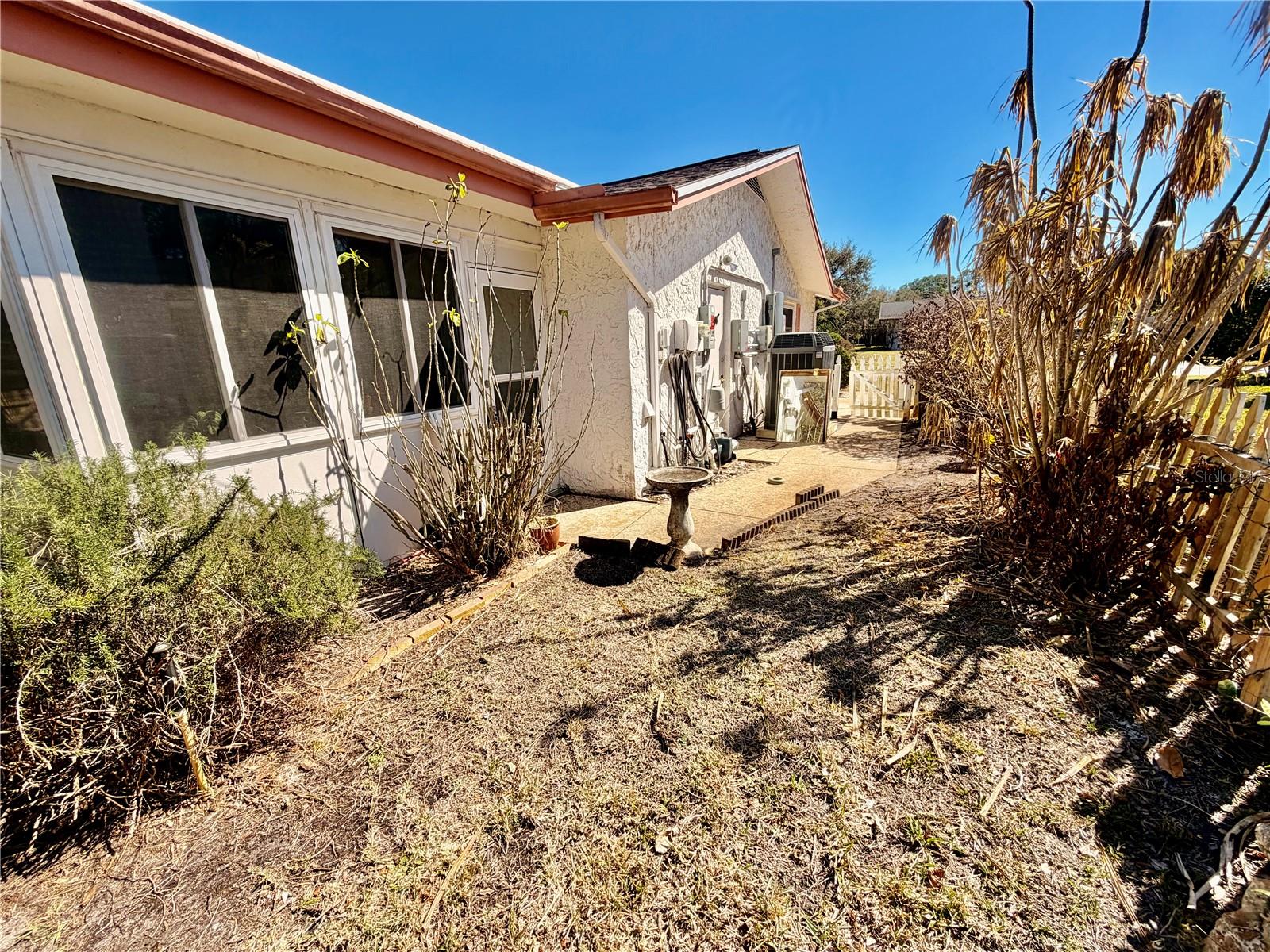 ANCHORAGE OF TARPON LAKE UNIT ONE THE - Residential