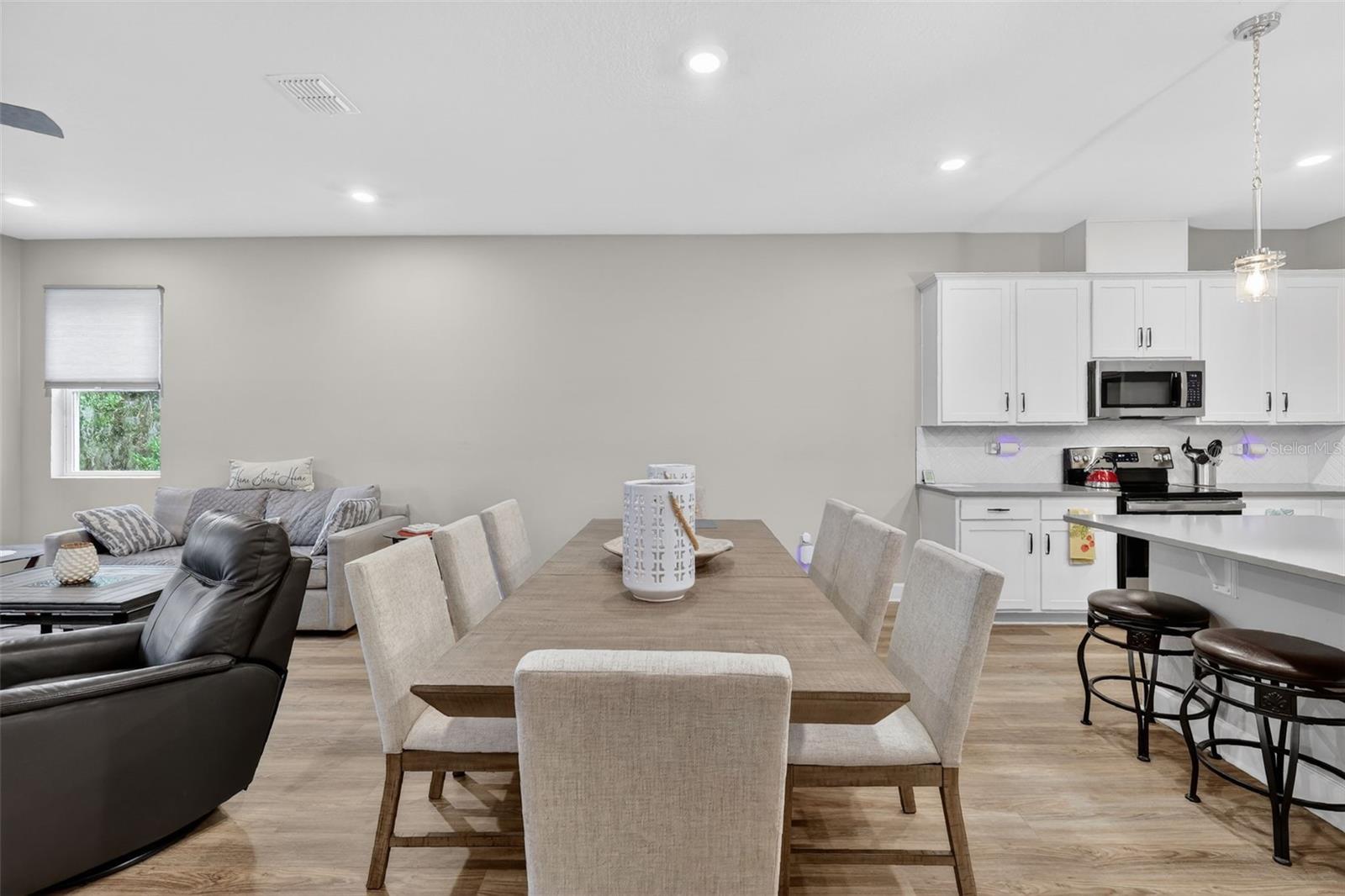 SEASONS/PK HILL - Residential