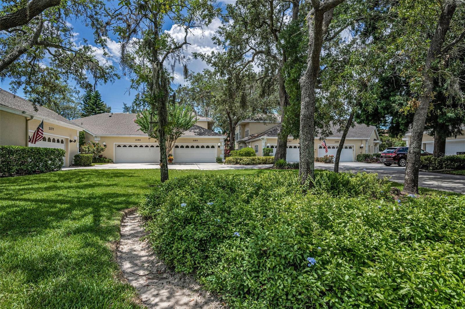 2177 OAK FOREST LANE
