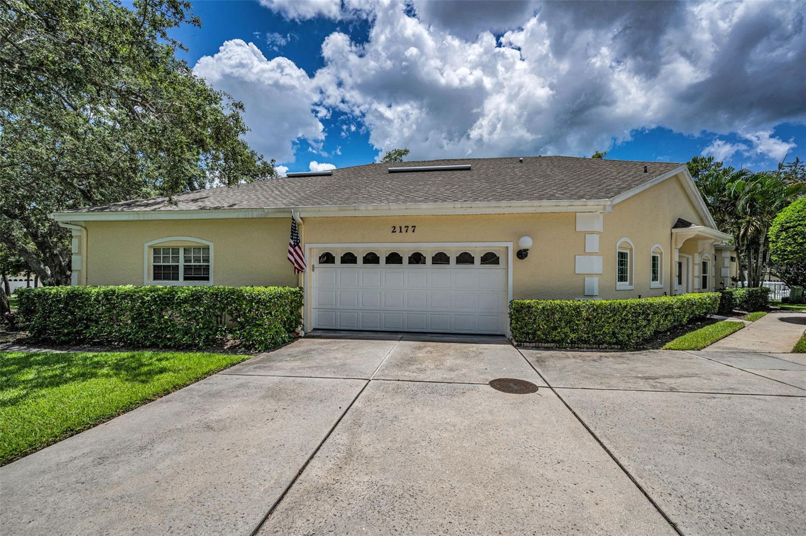 2177 OAK FOREST LANE