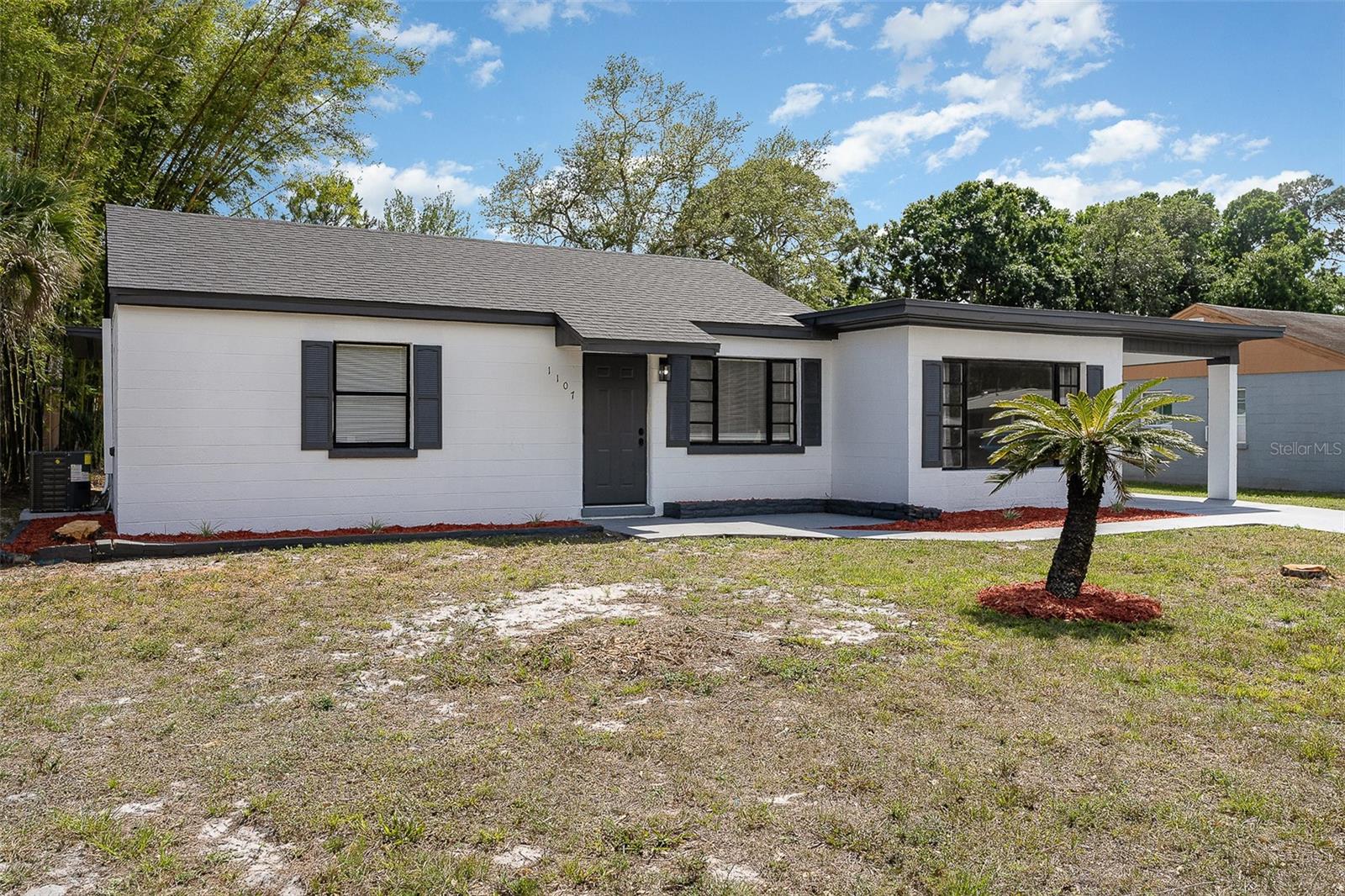 1107 WOODLAWN ROAD