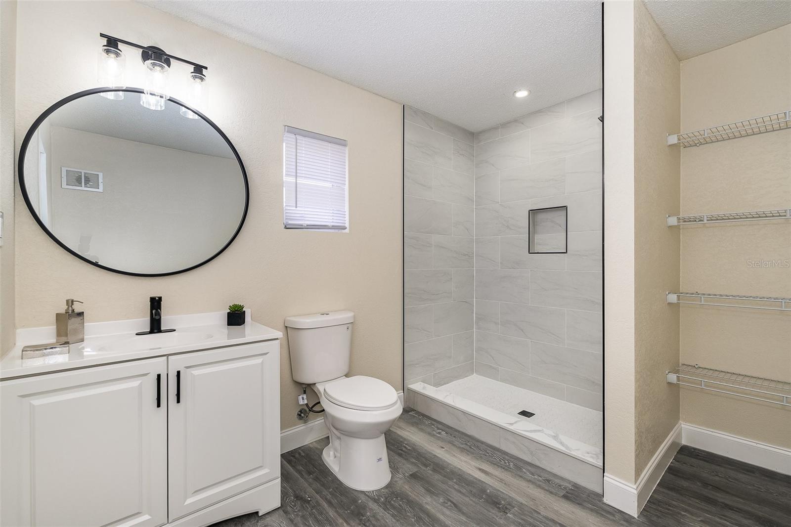 ROCKLEDGE PINES UNIT 01 - Residential