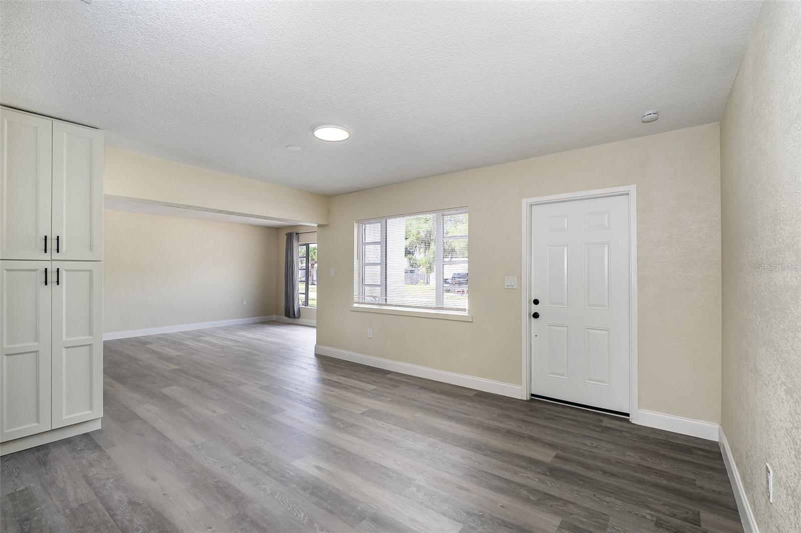 1107 WOODLAWN ROAD