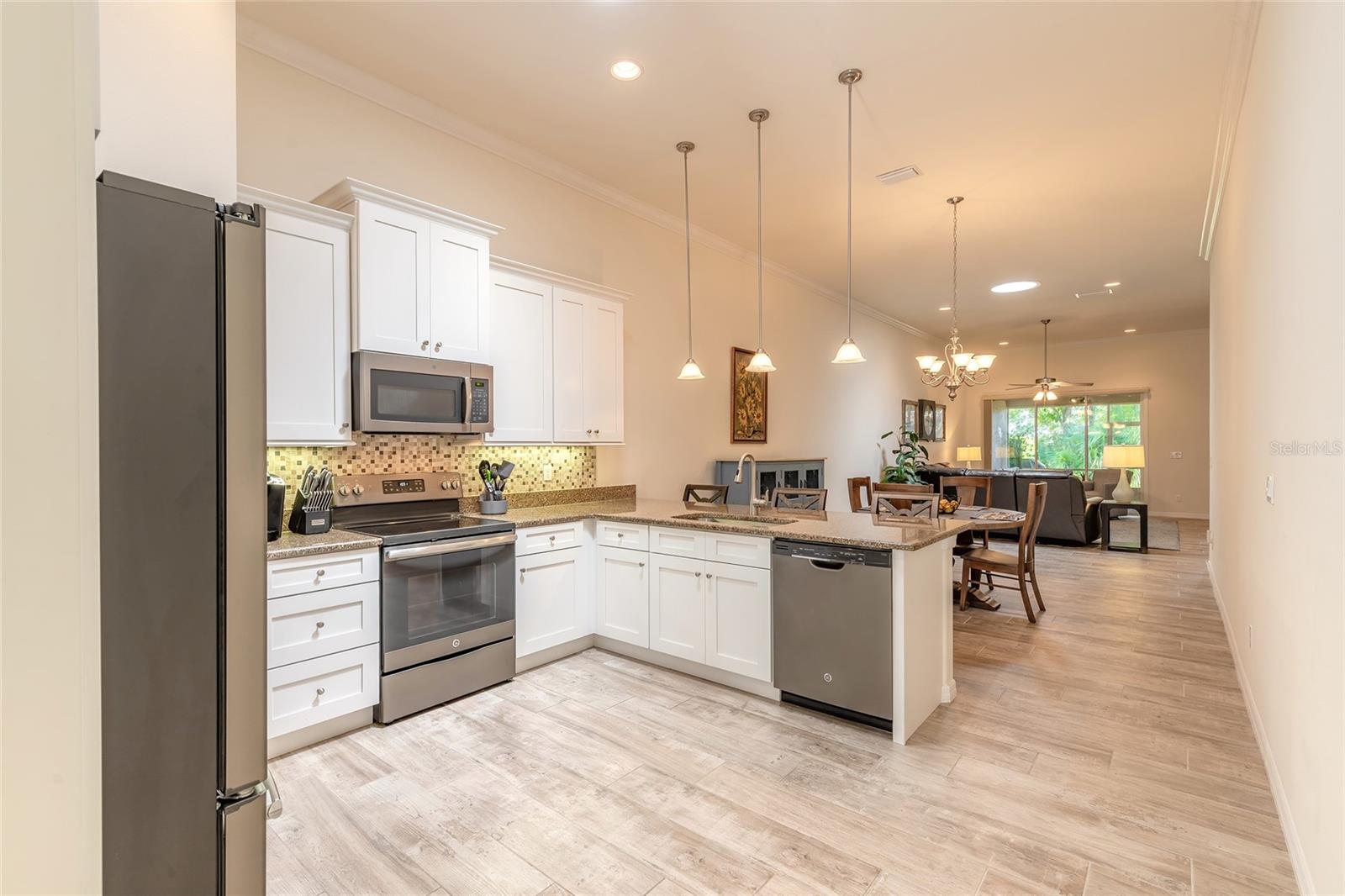 3331 TORRE BOULEVARD