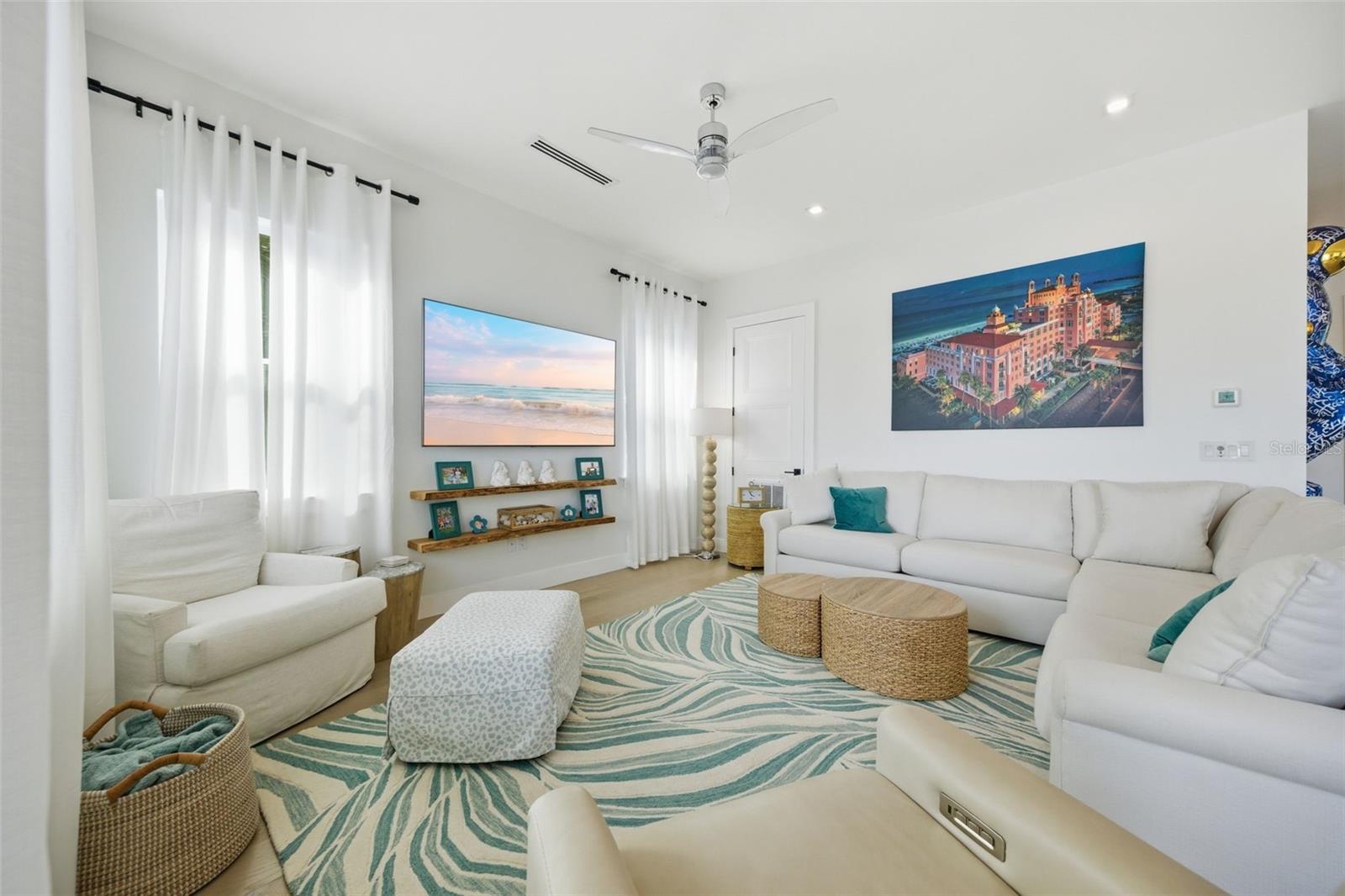 DON CE-SAR PLACE - Residential