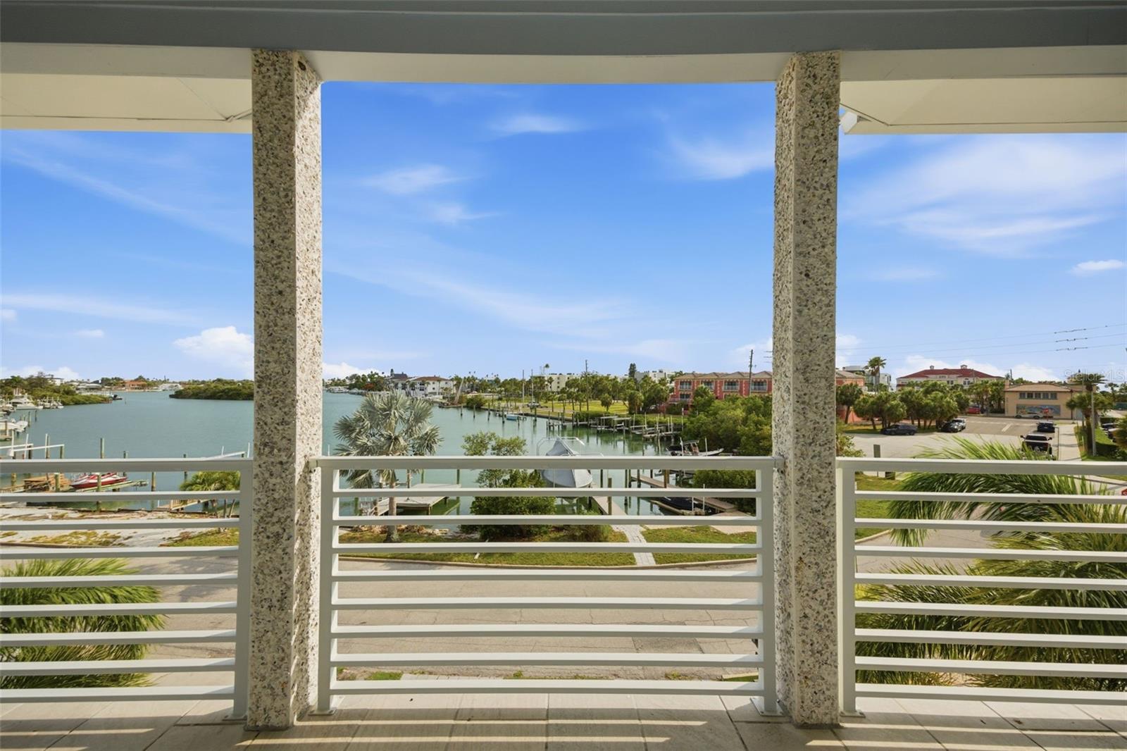 DON CE-SAR PLACE - Residential