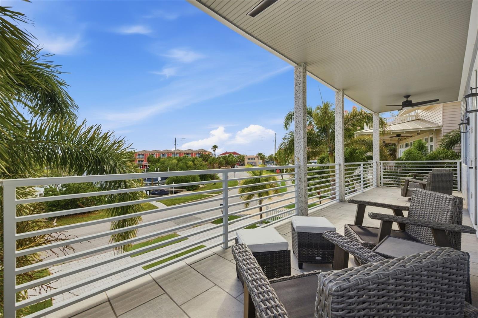 DON CE-SAR PLACE - Residential