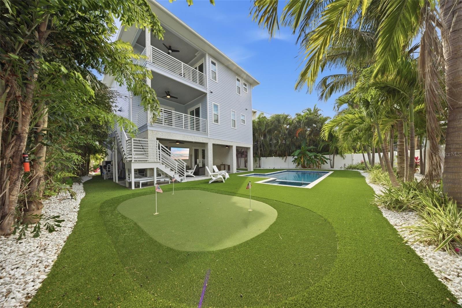 DON CE-SAR PLACE - Residential