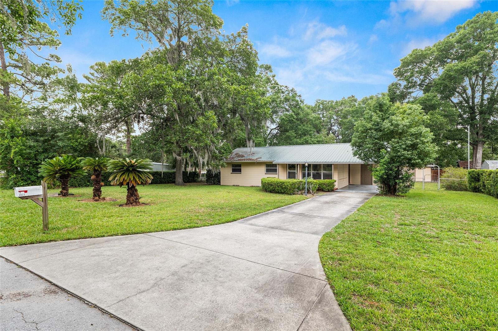 3621 SE 12TH PLACE