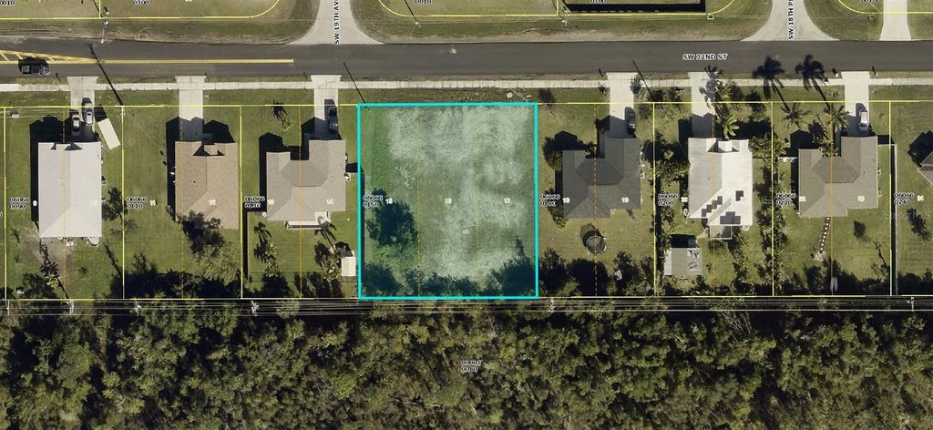 Photo of 1828 SW 32nd Street, Cape Coral, FL 33914 (MLS # C7503744)