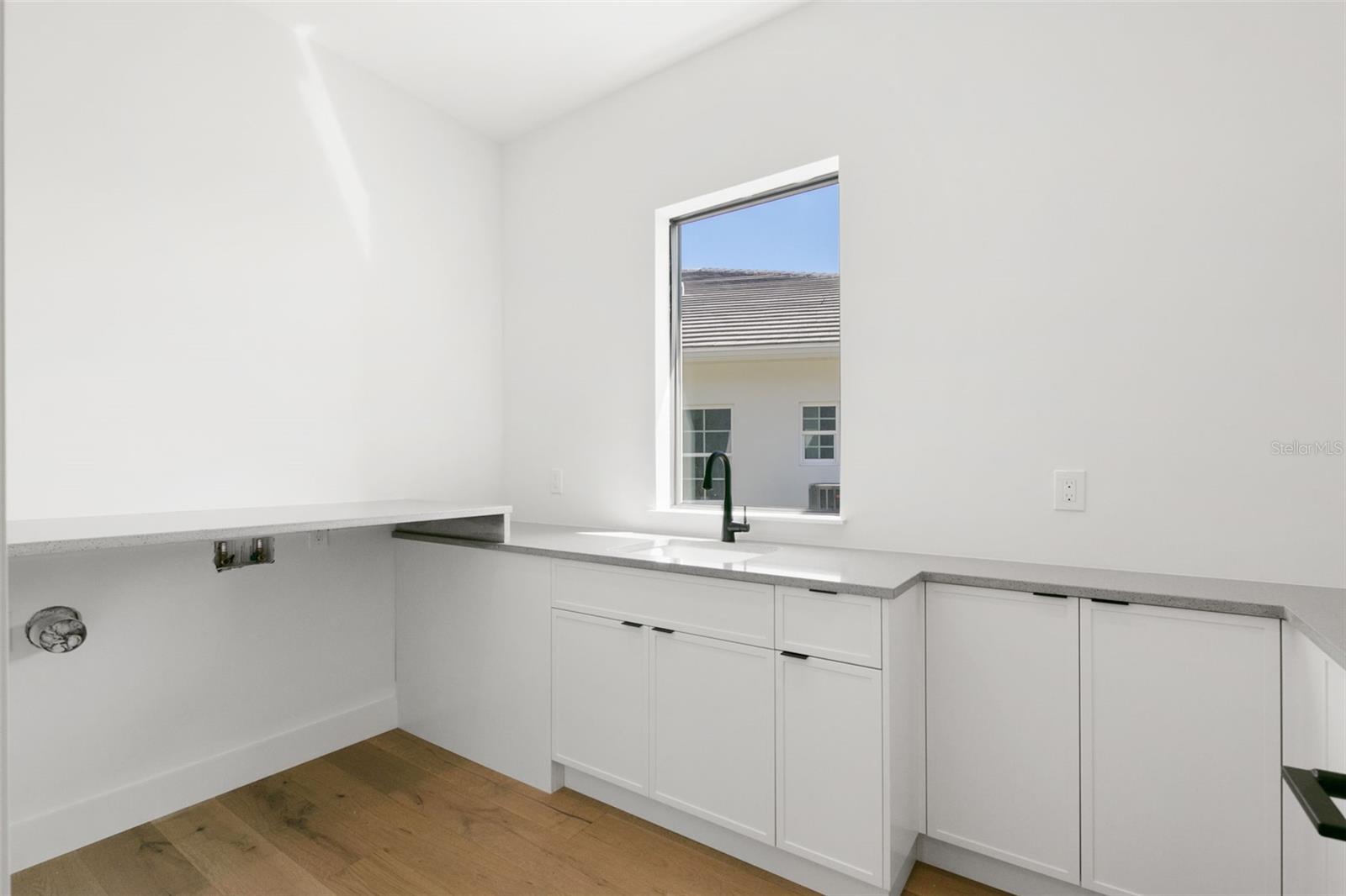 SANCTUARY COVE - Residential