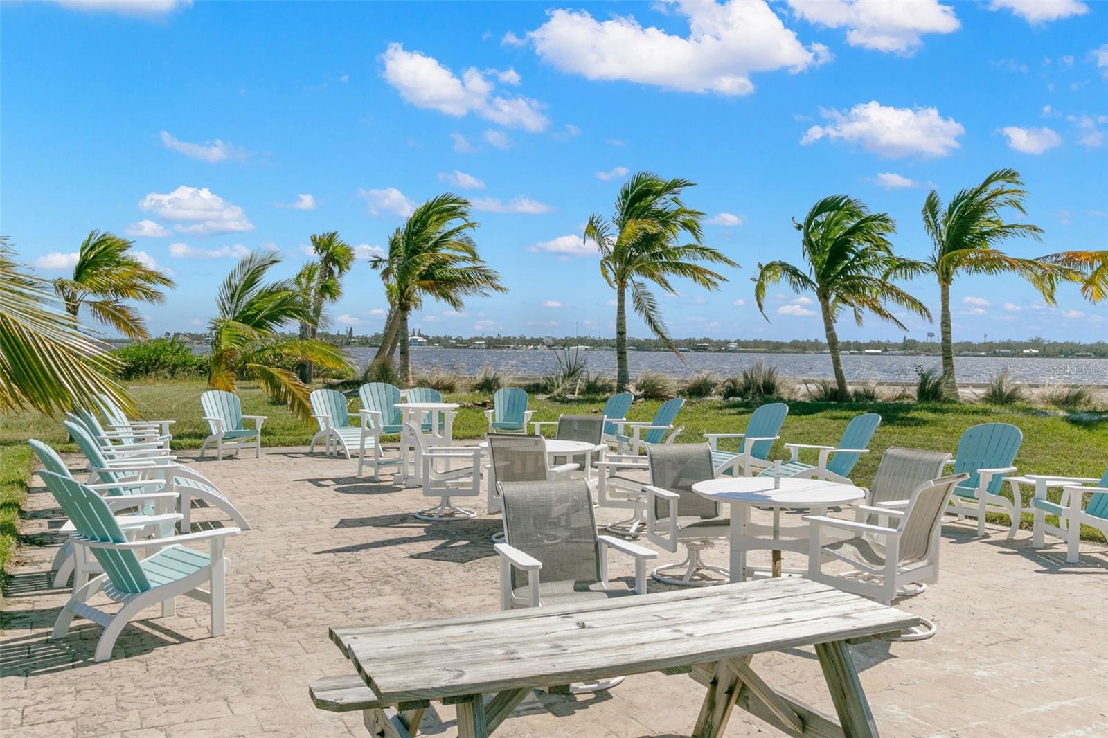 SANCTUARY COVE - Residential