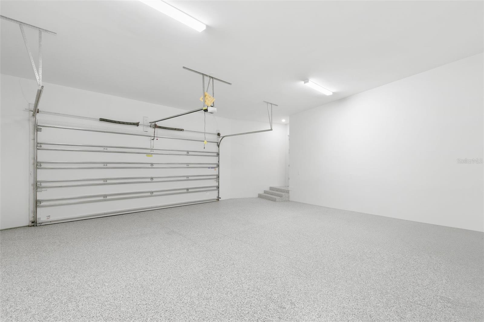 SANCTUARY COVE - Residential