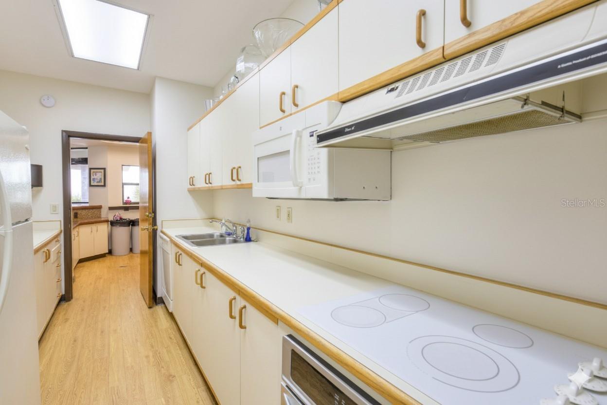 DANS ISLAND ON SAND KEY CONDO - Residential