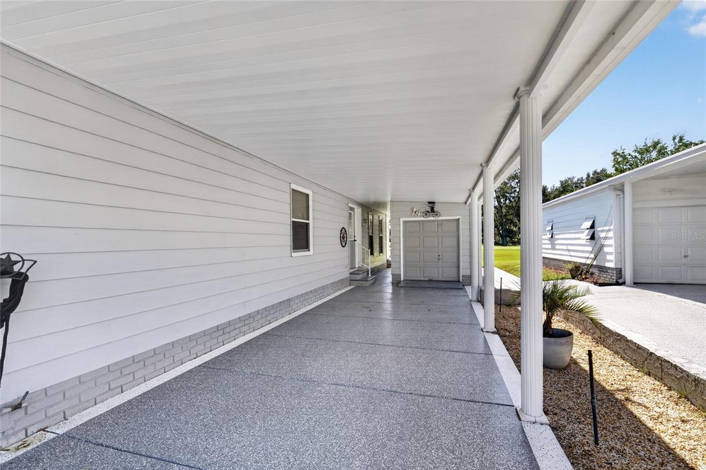 Photo of 718 Orchid Street, Lady Lake, FL 32159 (MLS # G5119205)