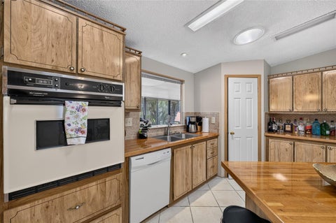 Tiny photo for 718 Orchid Street, Lady Lake, FL 32159 (MLS # G5119205)