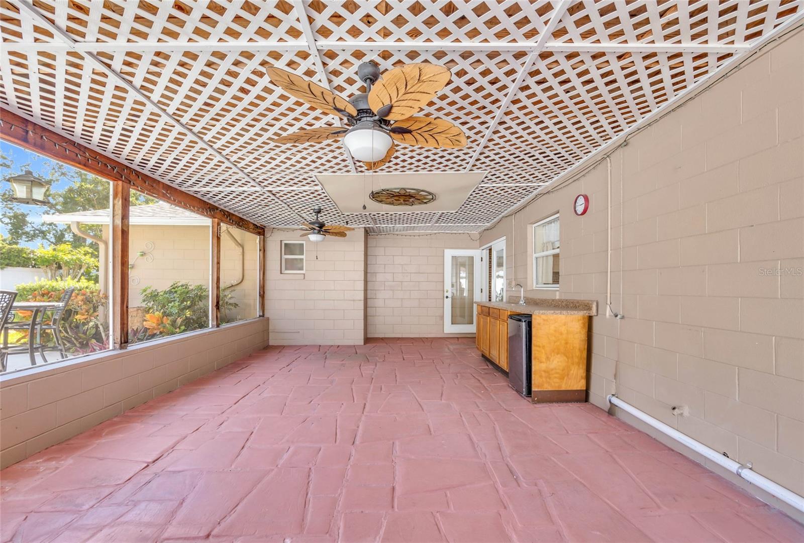 EASTBROOK SUB UNIT 15 - Residential