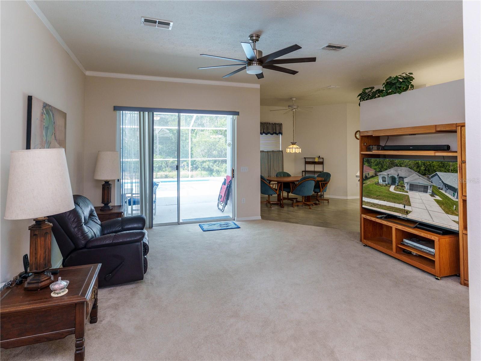 12202 ROSELAND DRIVE