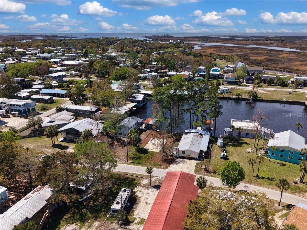 SUWANNEE SHORES - Land