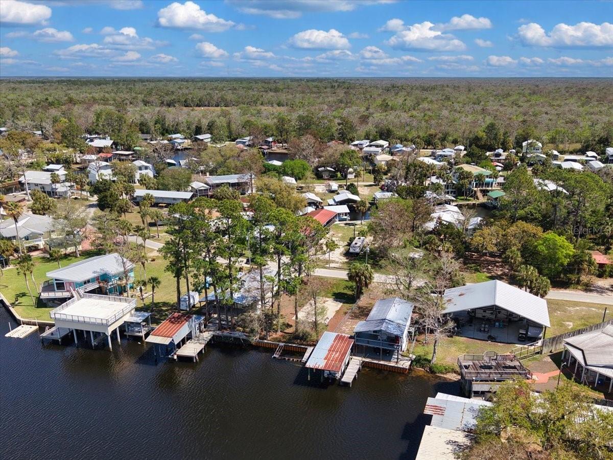 SUWANNEE SHORES - Land