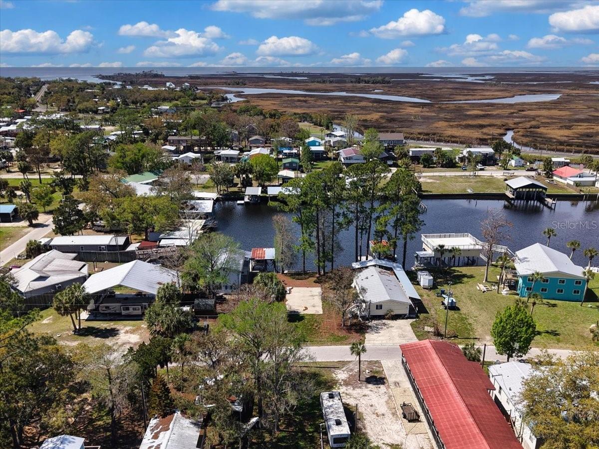 SUWANNEE SHORES - Land