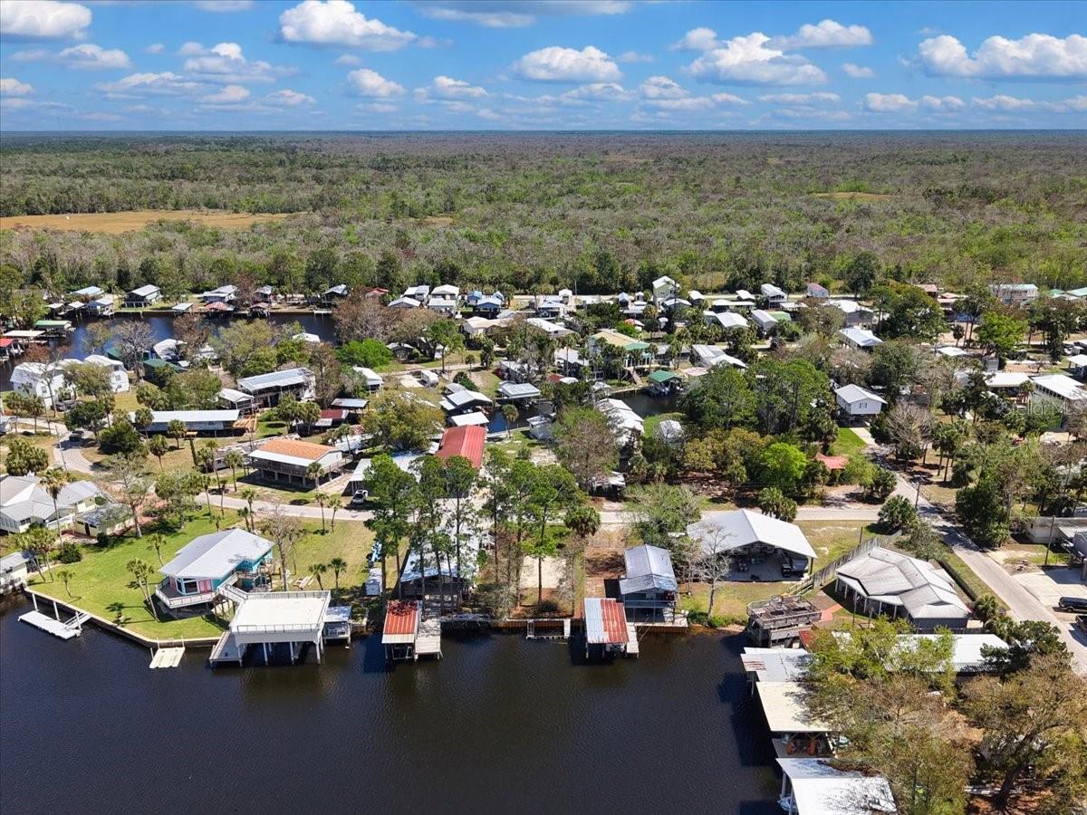 SUWANNEE SHORES - Land