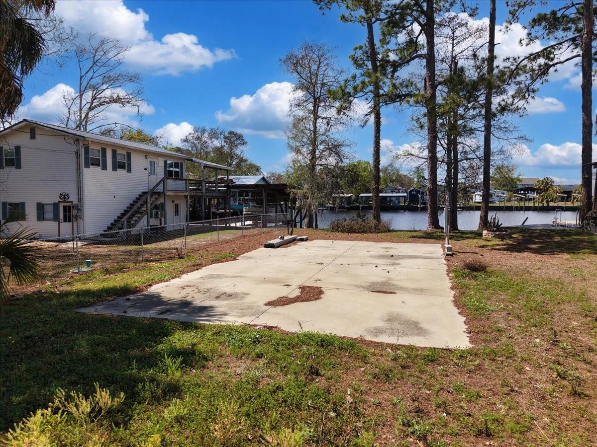 SUWANNEE SHORES - Land