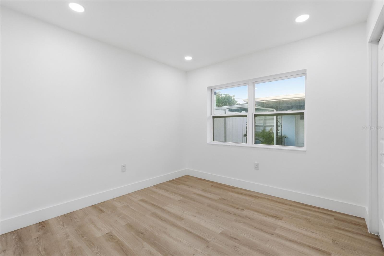 BAYWOOD SHORES 1ST ADD - Residential