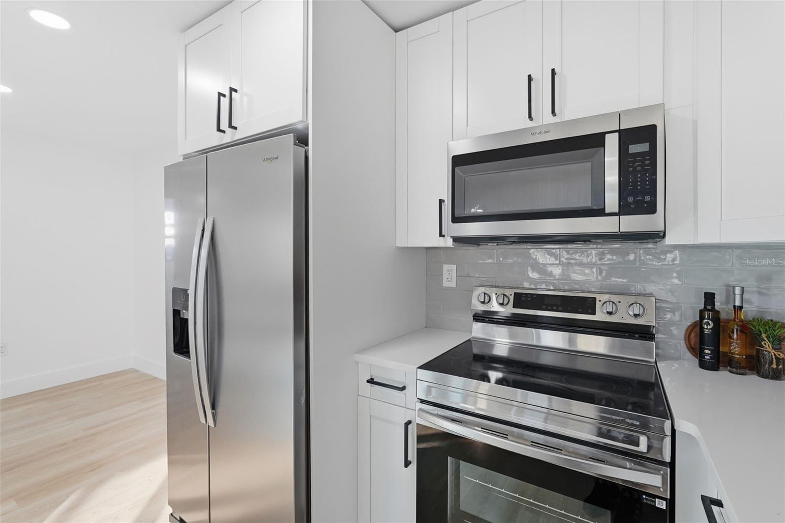 BAYWOOD SHORES 1ST ADD - Residential