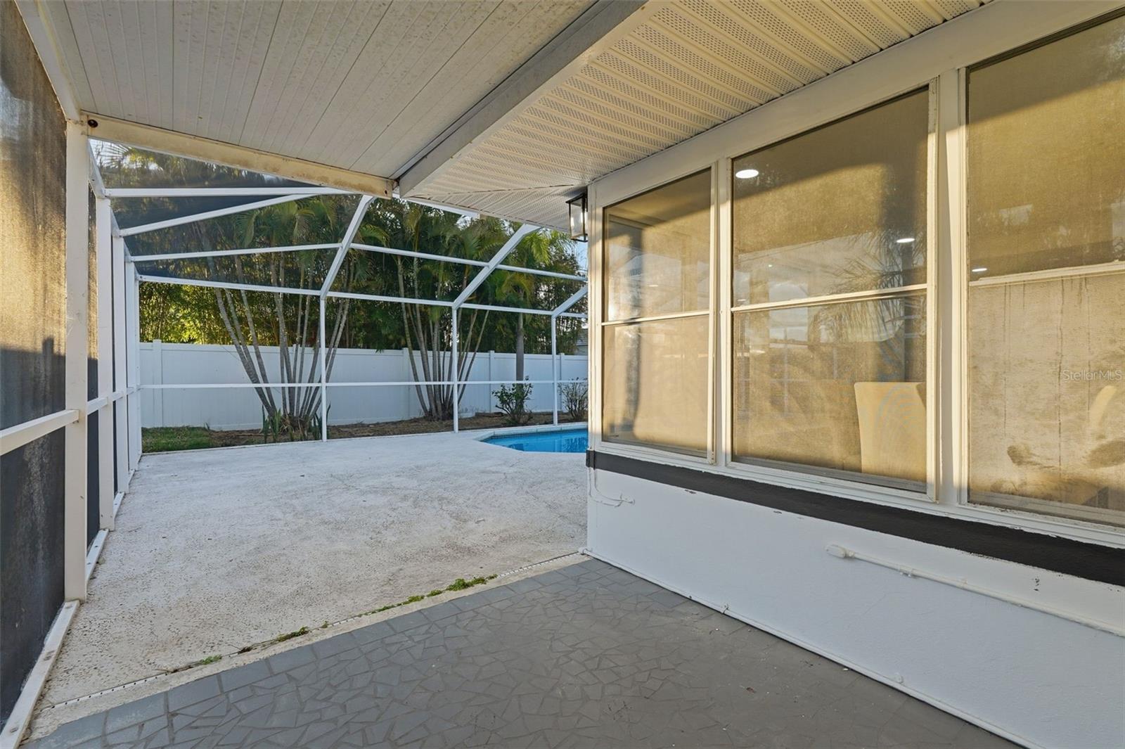 BAYWOOD SHORES 1ST ADD - Residential