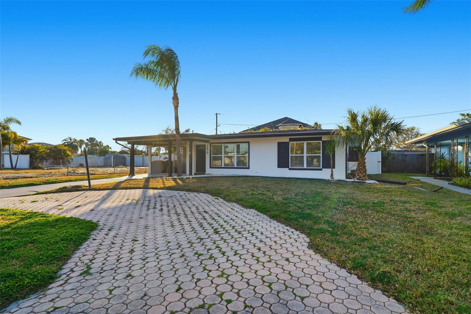 BAYWOOD SHORES 1ST ADD - Residential