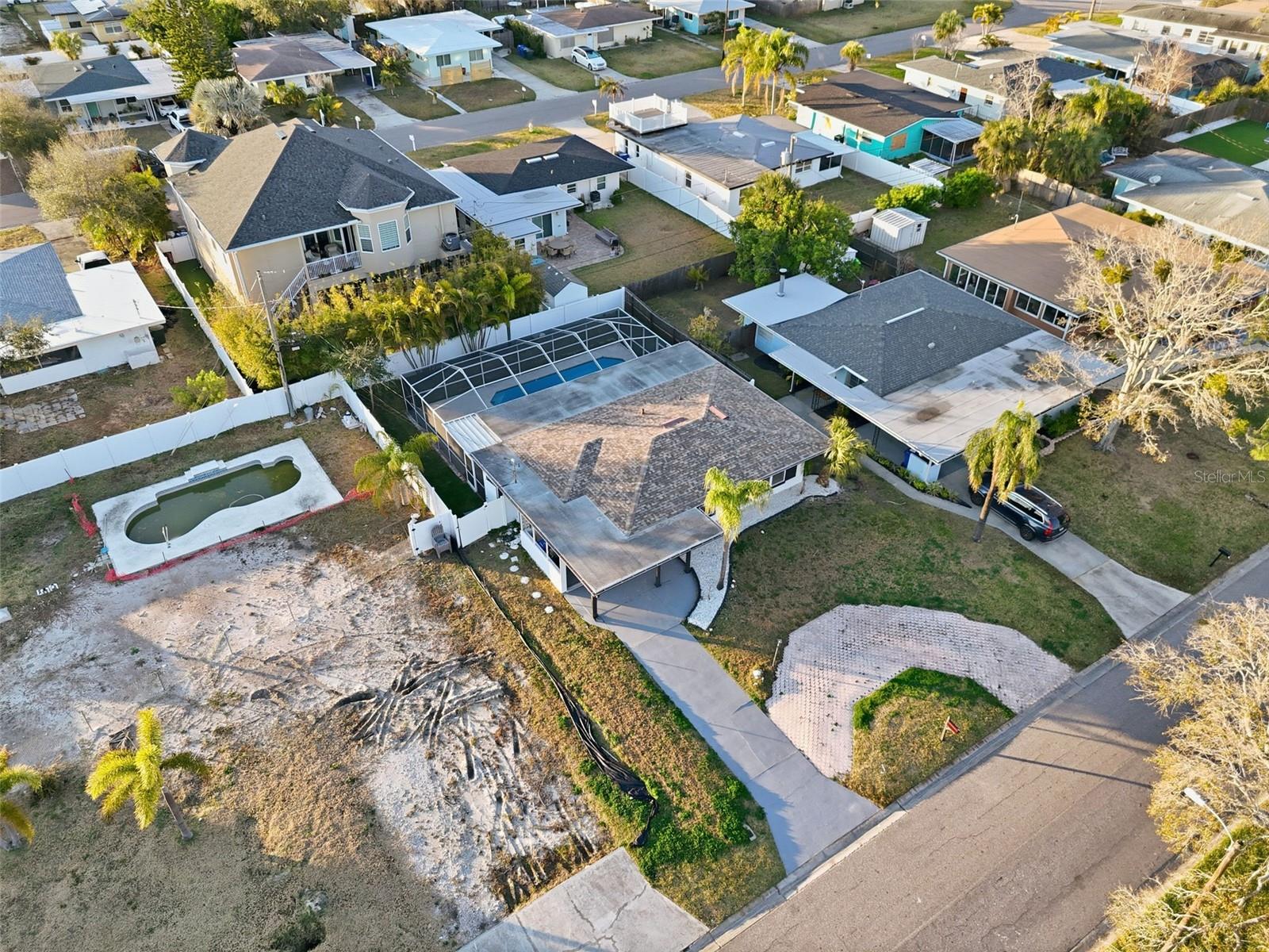 BAYWOOD SHORES 1ST ADD - Residential