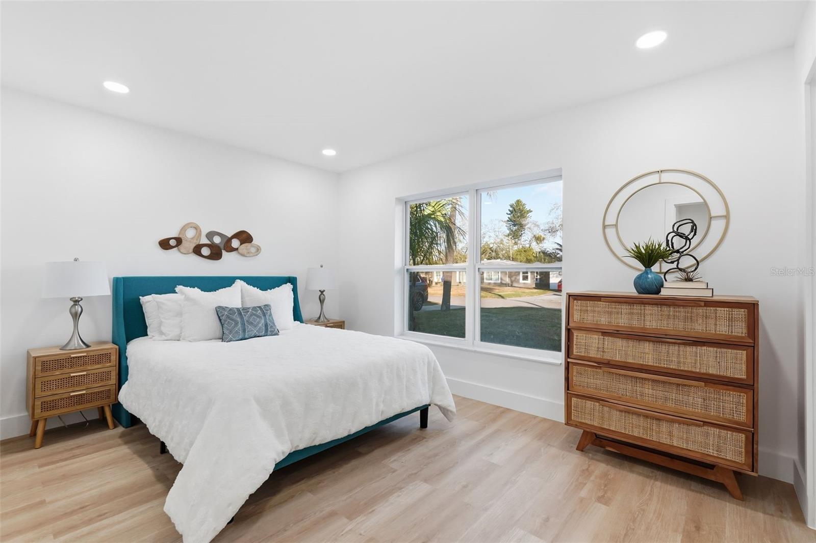 BAYWOOD SHORES 1ST ADD - Residential