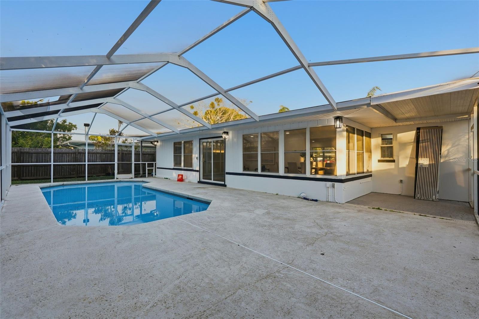 BAYWOOD SHORES 1ST ADD - Residential